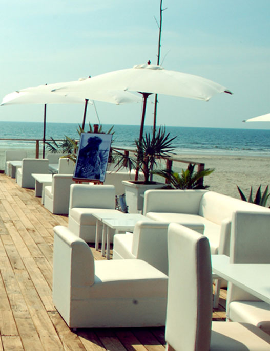 Marbela Beach- Lounge 3